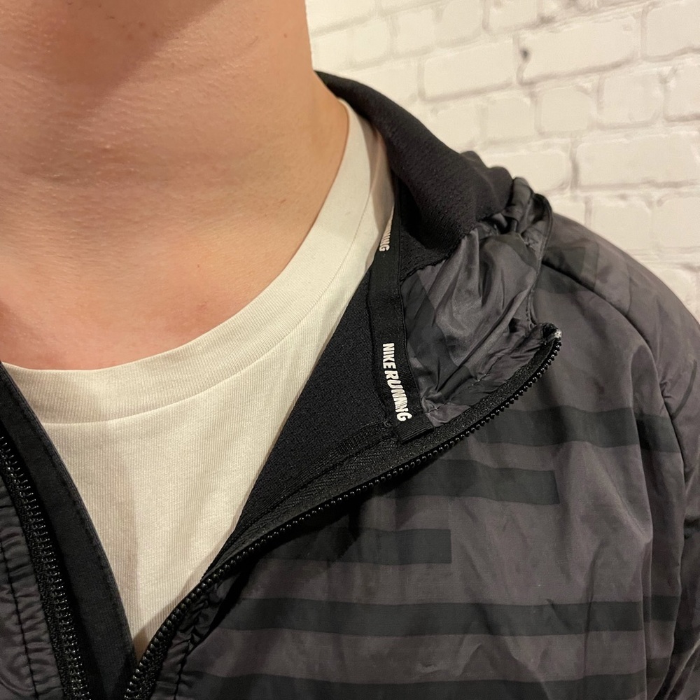 Nike Running Full-Zip Light Jacket - image 6